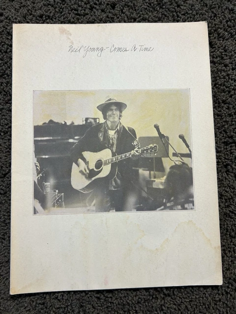 Neil Young - Comes a Time (Spartito)