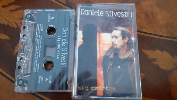 Daniele Silvestri – Sig. Dapatas MUSICASSETTA